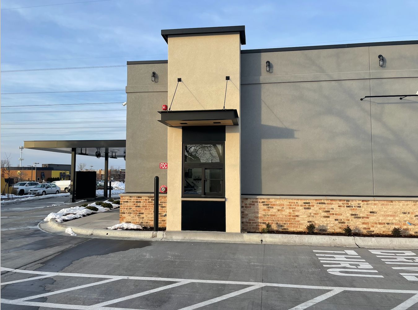 Raising Cane's Chicken Fingers: 3065 White Bear Ave N, Maplewood, MN 55109